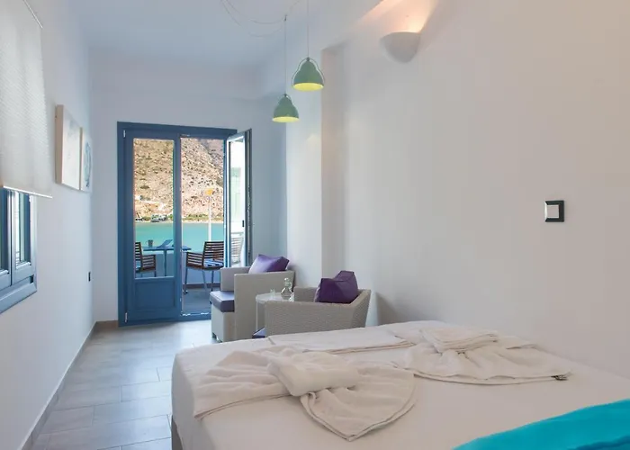 Blue Seaside Kamares (Sifnos)