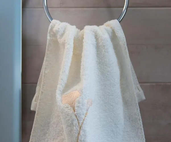 Blue Seaside Apartment *